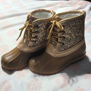 Girls duck boots
